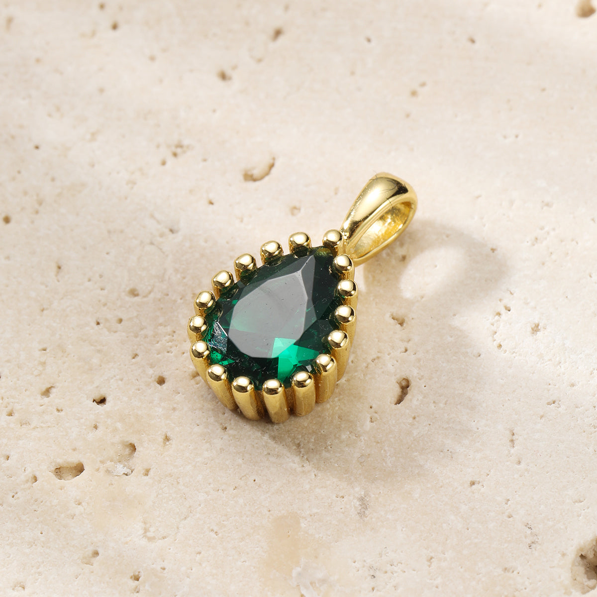 Collier Pierre de Naissance Mai Émeraude Sterling Argent